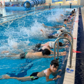 Plavecký výcvik čtvrťáků